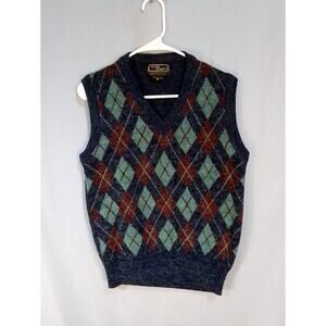 Alvin Josef  Gray with blue and red argil men's vest